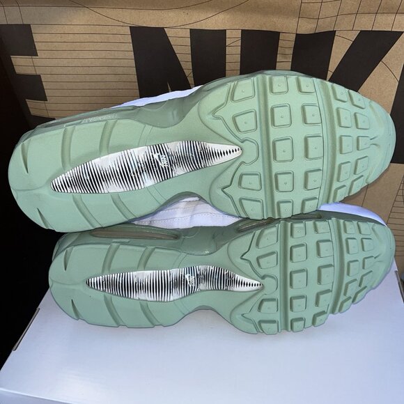 NEW Nike Air Max 95 Nike By You “Honeydew”  Green White DM1182-991 Men Size 10.5 - Picture 7 of 8